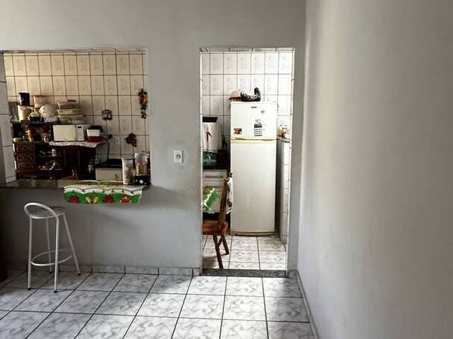 Casa para Venda em Rio das Pedras - 5