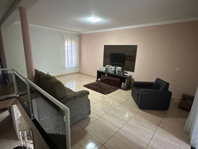 #407 - Casa para Venda em Rio das Pedras - SP