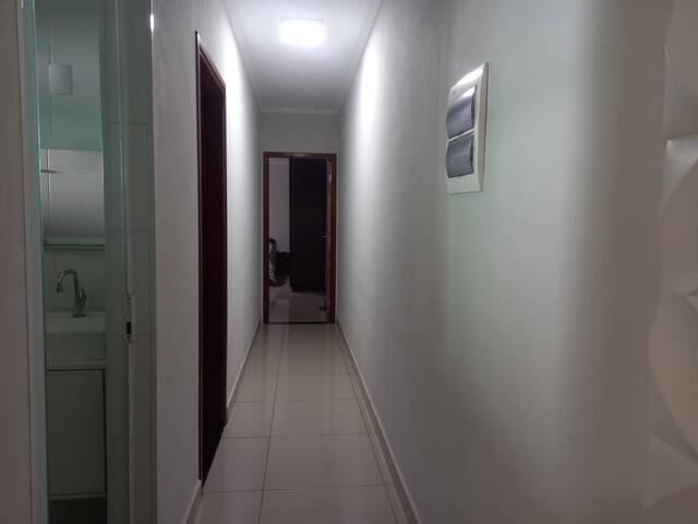 Casa para Venda em Rio das Pedras - 2